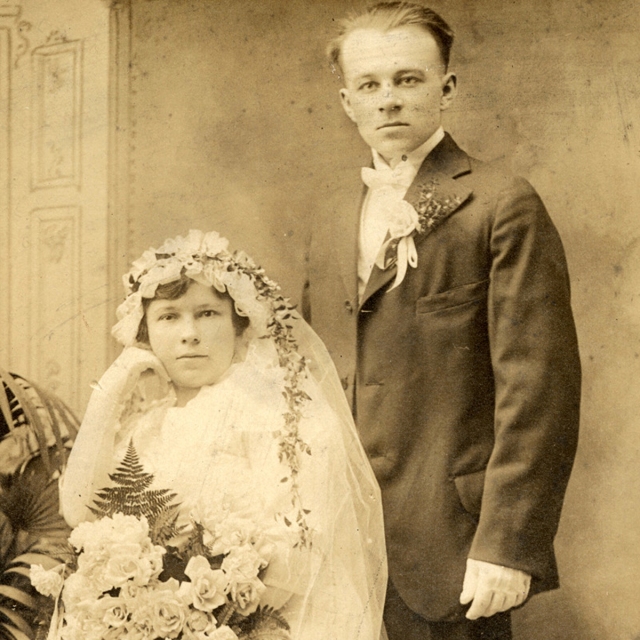 Alex Kowal Katarzyna Bosakowska Wedding Photo Closeup 1916